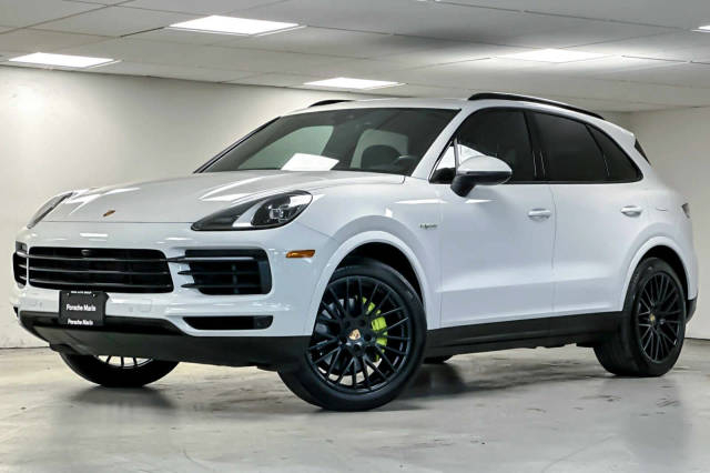 2021 Porsche Cayenne E-Hybrid AWD photo