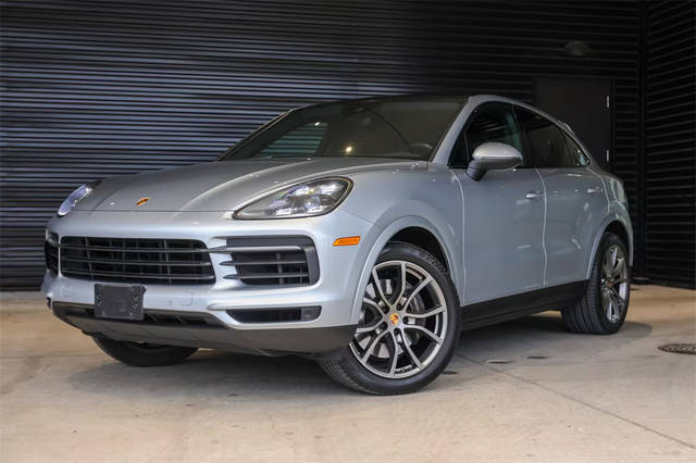 2021 Porsche Cayenne Coupe  AWD photo