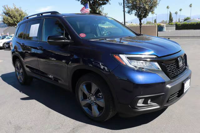 2021 Honda Passport Touring FWD photo