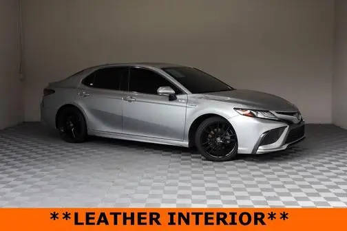 2021 Toyota Camry Hybrid XSE FWD photo