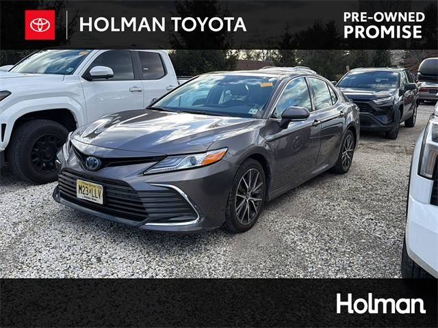 2021 Toyota Camry Hybrid XLE FWD photo