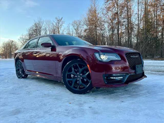 2021 Chrysler 300 300S RWD photo