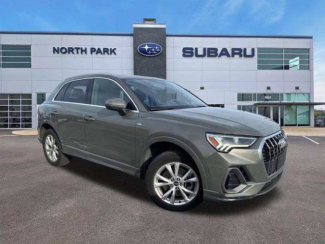 2022 Audi Q3 S line Premium Plus AWD photo