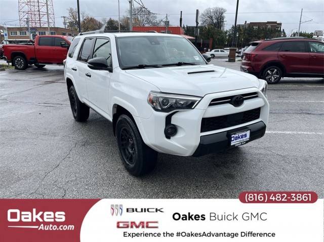 2021 Toyota 4Runner Venture 4WD photo