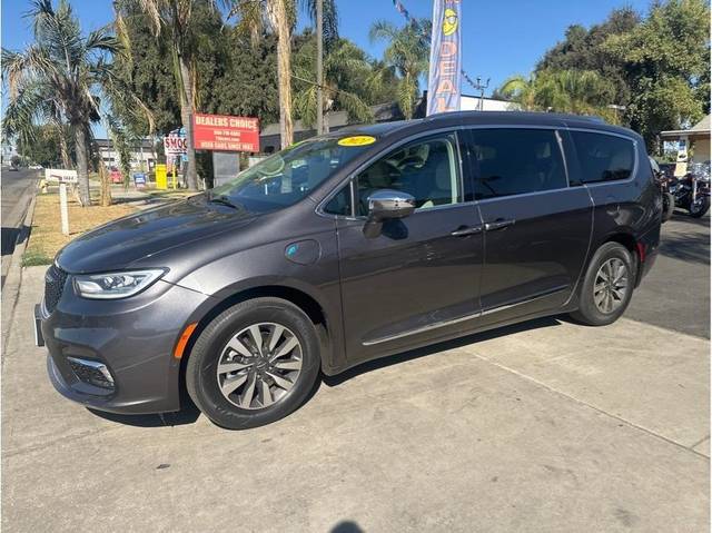 2021 Chrysler Pacifica Minivan Hybrid Limited FWD photo