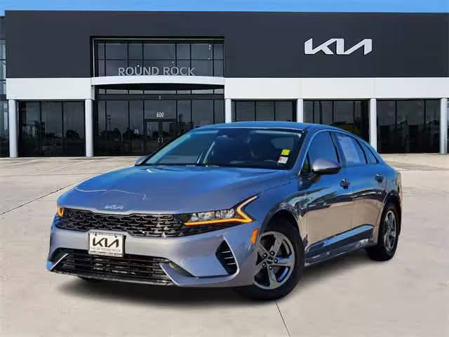 2022 Kia K5 LXS FWD photo