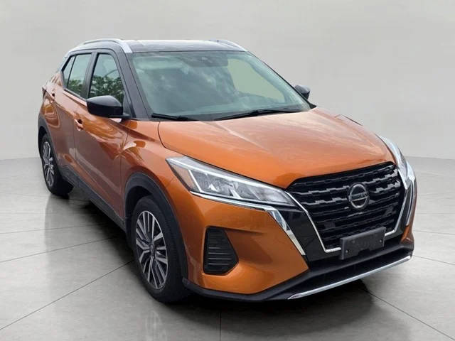 2021 Nissan Kicks SV FWD photo
