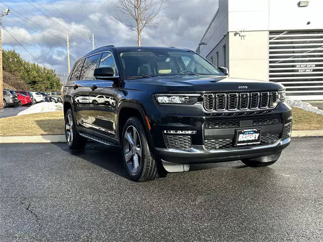 2021 Jeep Grand Cherokee L Limited 4WD photo