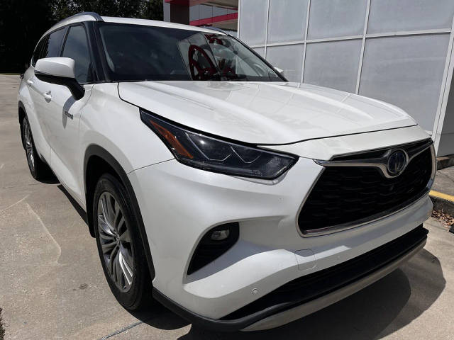 2021 Toyota Highlander Hybrid Platinum FWD photo