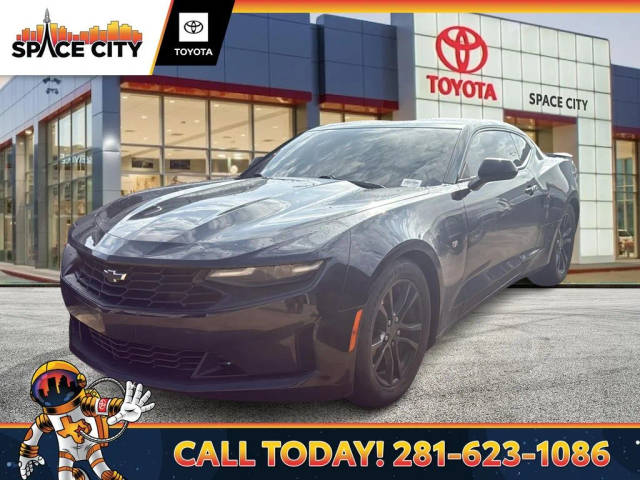 2021 Chevrolet Camaro 1LS RWD photo