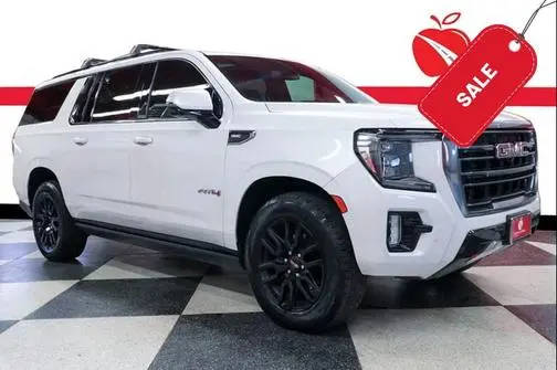 2021 GMC Yukon XL AT4 4WD photo