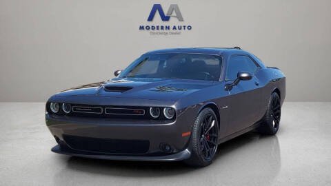 2021 Dodge Challenger R/T RWD photo