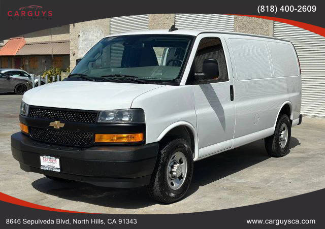 2019 Chevrolet Express Cargo  RWD photo