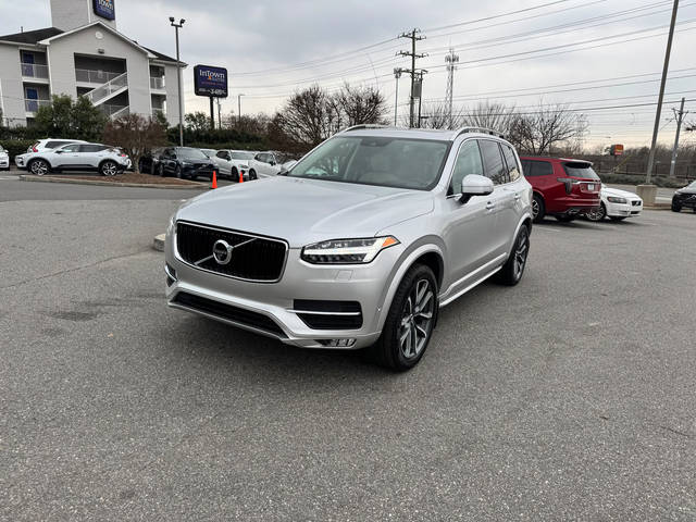2019 Volvo XC90 Momentum AWD photo