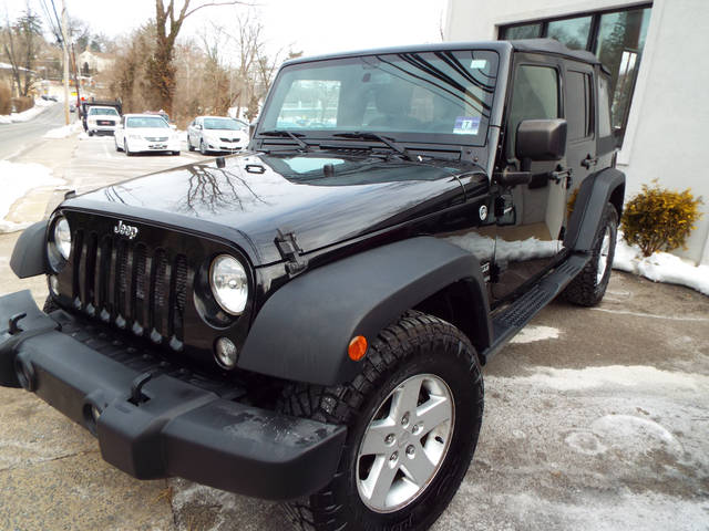 2015 Jeep Wrangler Unlimited Sport 4WD photo