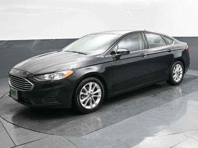 2019 Ford  SE FWD photo