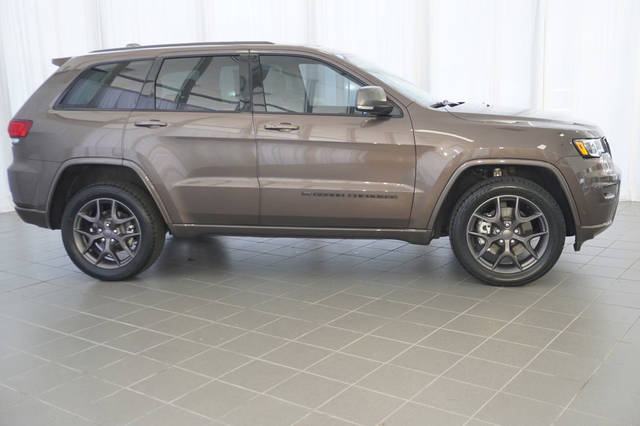 2021 Jeep Grand Cherokee 80th Anniversary 4WD photo