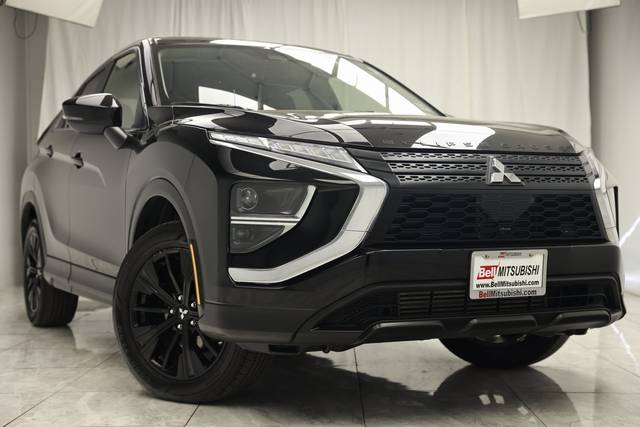 2022 Mitsubishi Eclipse Cross LE 4WD photo