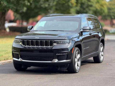 2021 Jeep Grand Cherokee L Limited RWD photo