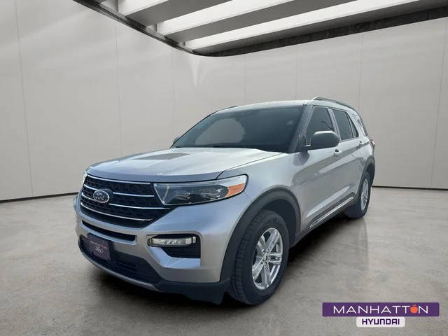2021 Ford Explorer XLT 4WD photo