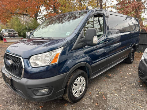 2021 Ford   RWD photo