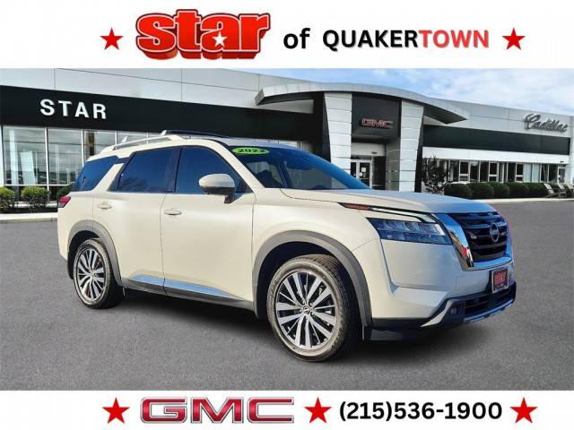 2022 Nissan Pathfinder Platinum 4WD photo