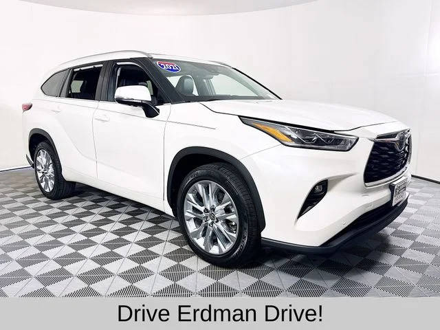 2021 Toyota Highlander Limited FWD photo