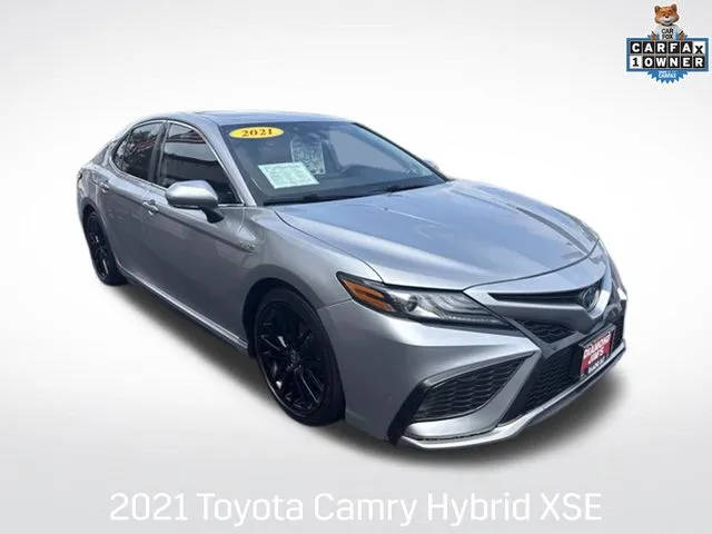 2021 Toyota Camry Hybrid XSE FWD photo