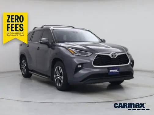 2021 Toyota Highlander XLE FWD photo