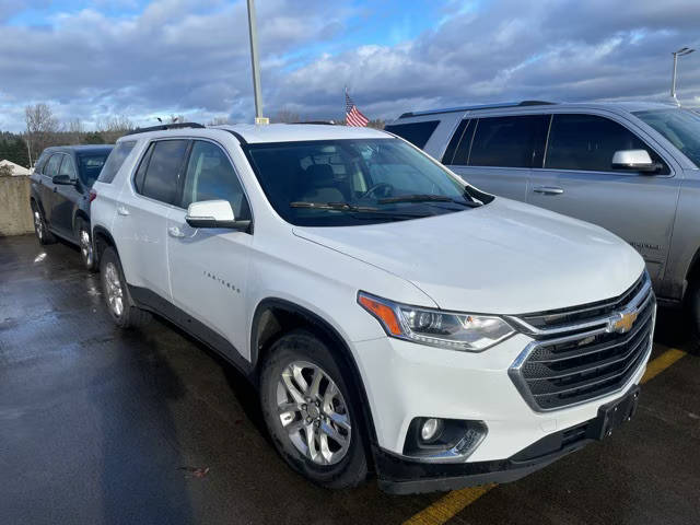 2021 Chevrolet Traverse LT Cloth AWD photo