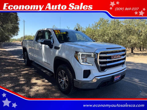 2021 GMC Sierra 1500 SLE 4WD photo