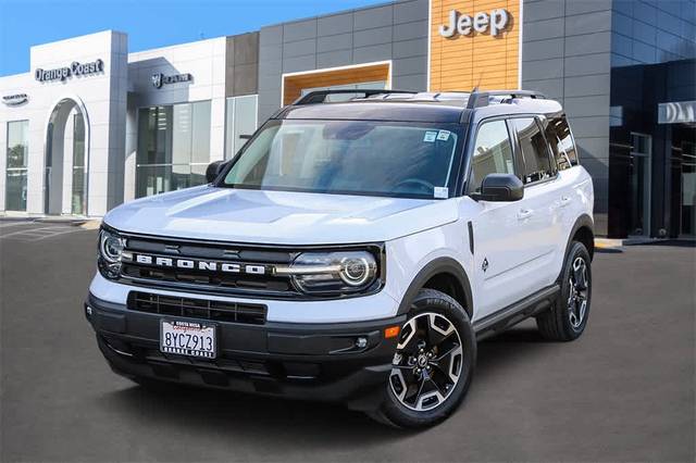 2021 Ford Bronco Sport Outer Banks 4WD photo