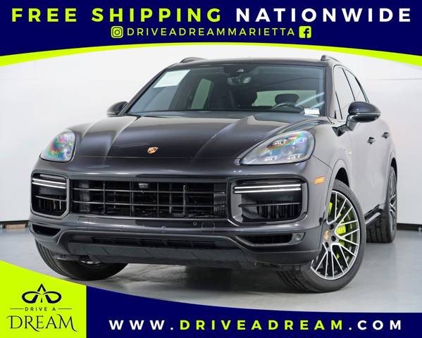 2021 Porsche Cayenne Turbo S E-Hybrid AWD photo