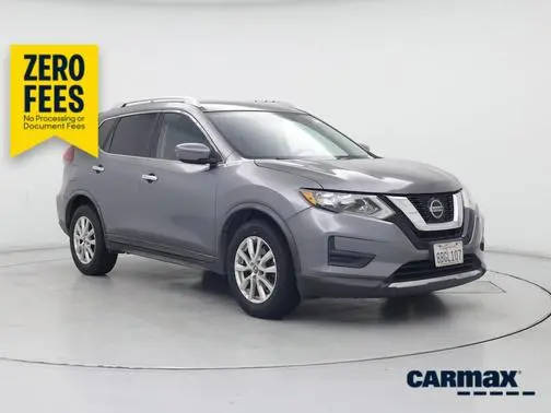 2018 Nissan Rogue SV FWD photo