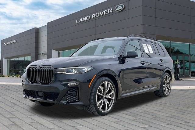 2021 BMW X7 M50i AWD photo