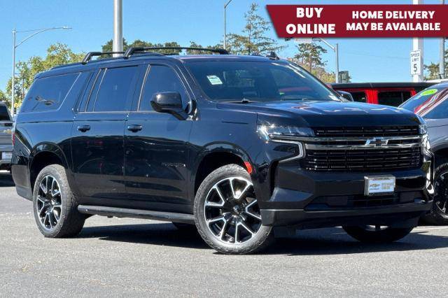 2021 Chevrolet Suburban RST 4WD photo