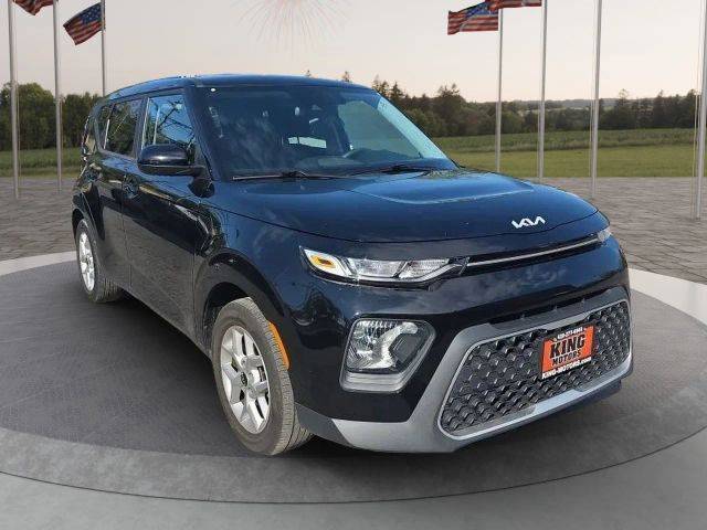 2022 Kia Soul LX FWD photo