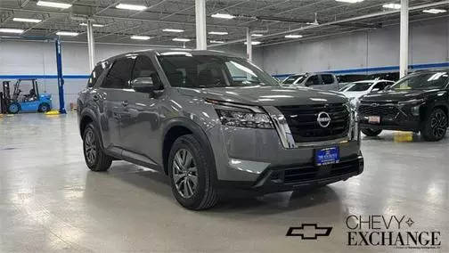 2022 Nissan Pathfinder S 4WD photo