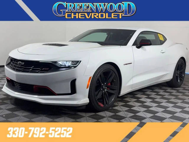 2021 Chevrolet Camaro LT1 RWD photo