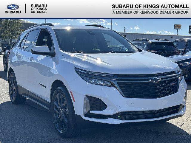 2022 Chevrolet Equinox RS FWD photo