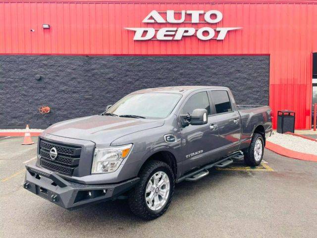 2021 Nissan Titan XD SV 4WD photo