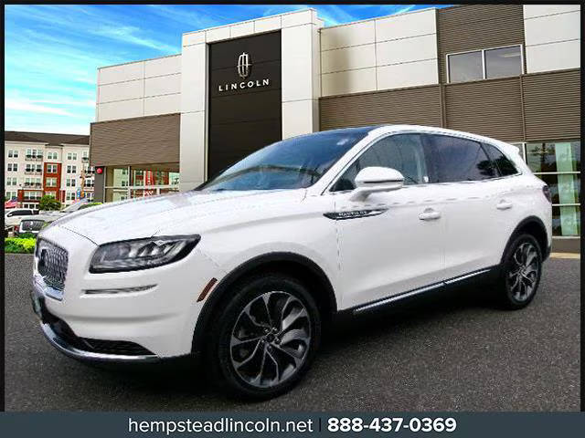 2021 Lincoln Nautilus Reserve AWD photo