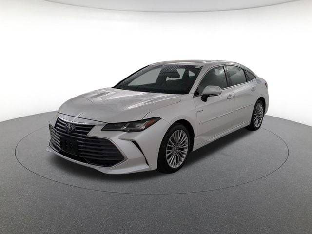 2021 Toyota Avalon Hybrid Limited FWD photo