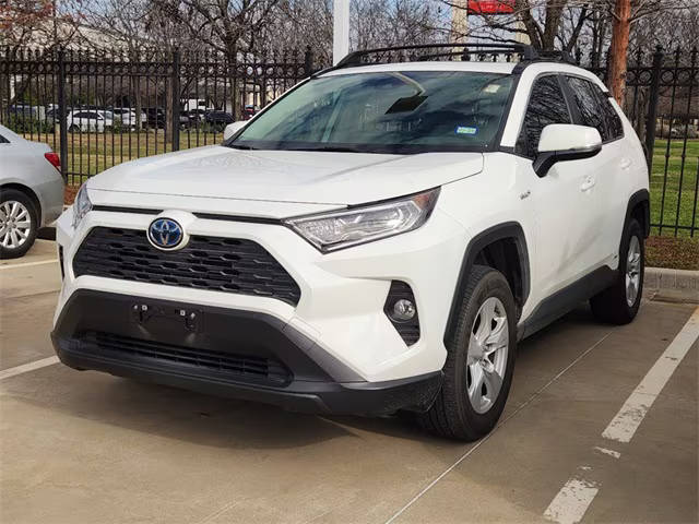 2021 Toyota RAV4 Hybrid XLE AWD photo