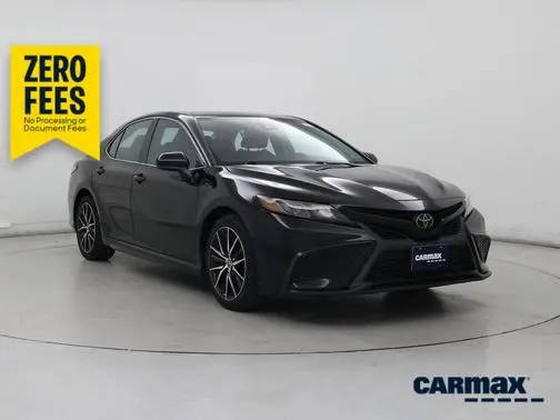2021 Toyota Camry SE FWD photo