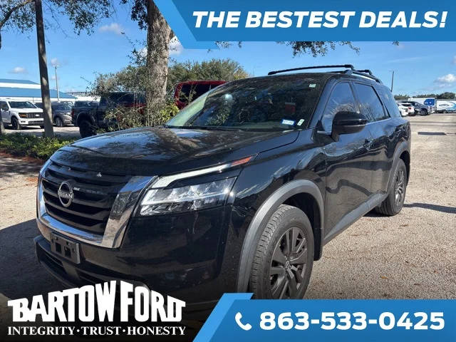 2022 Nissan Pathfinder SV FWD photo