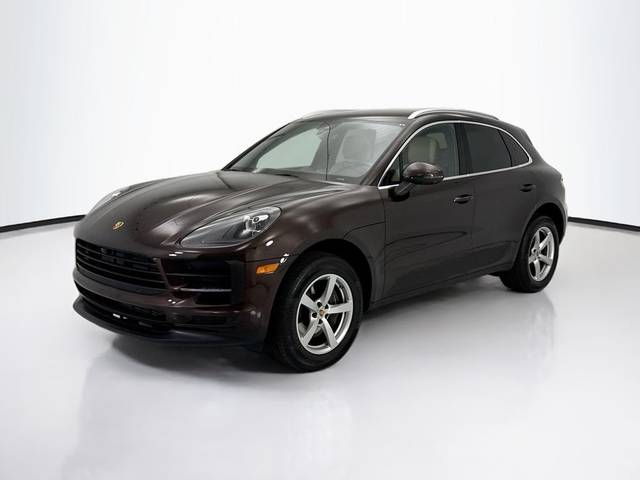 2021 Porsche Macan AWD photo