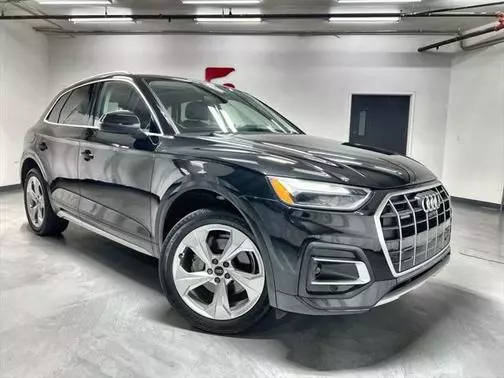 2021 Audi Q5 Premium Plus AWD photo