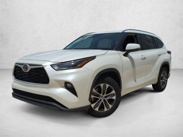 2021 Toyota Highlander XLE FWD photo