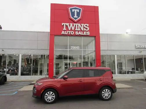 2022 Kia Soul LX FWD photo